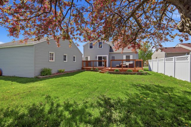 1801 2nd Avenue SE, Austin, MN 55912