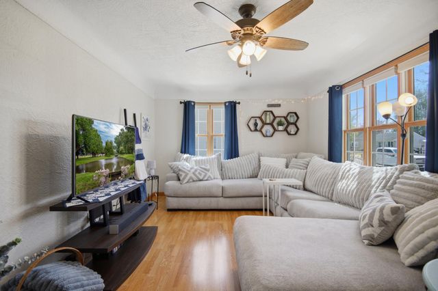 1801 2nd Avenue SE, Austin, MN 55912