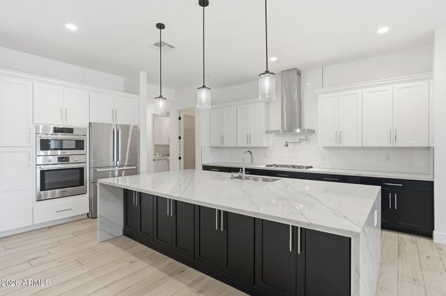 37643 N 22nd Street, Phoenix, AZ 85086