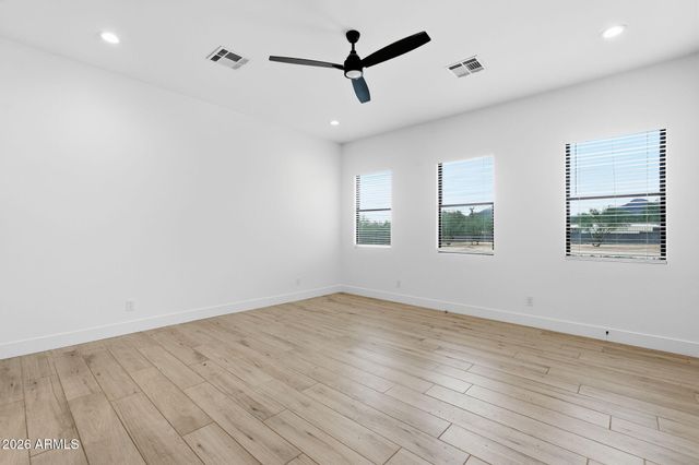 37643 N 22nd Street, Phoenix, AZ 85086