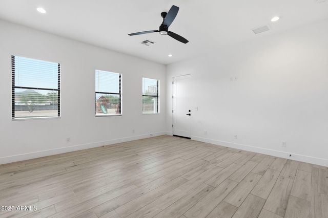 37643 N 22nd Street, Phoenix, AZ 85086