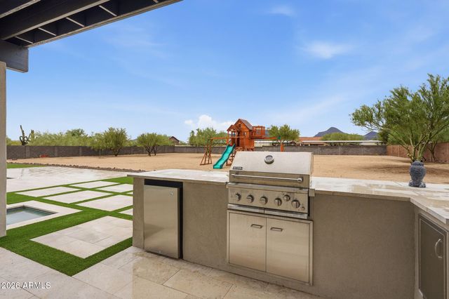 37643 N 22nd Street, Phoenix, AZ 85086