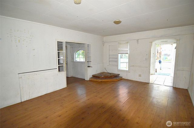 317 W King Street, Aberdeen, WA 98520