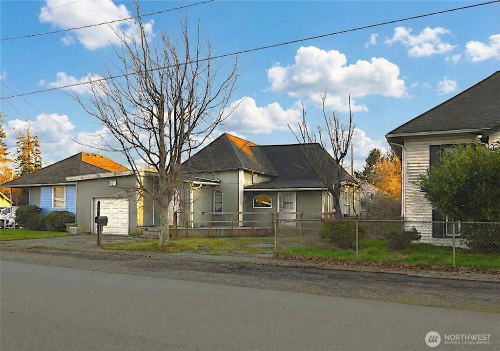 317 W King Street, Aberdeen, WA 98520