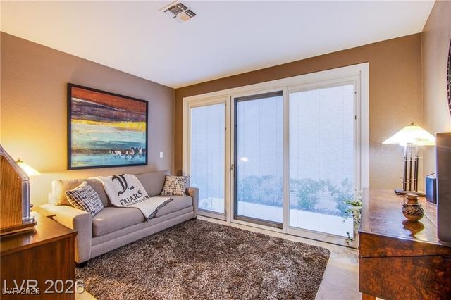 8149 Pinnacle Peak Ave Avenue, Las Vegas, NV 89113