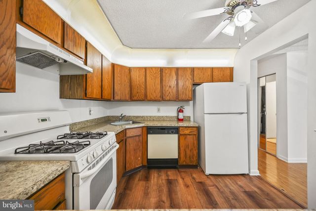 27 JUNIPER WAY, Hamilton, NJ 08619