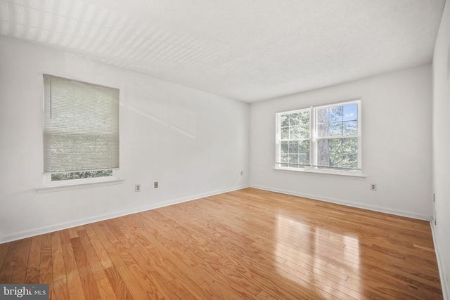 27 JUNIPER WAY, Hamilton, NJ 08619