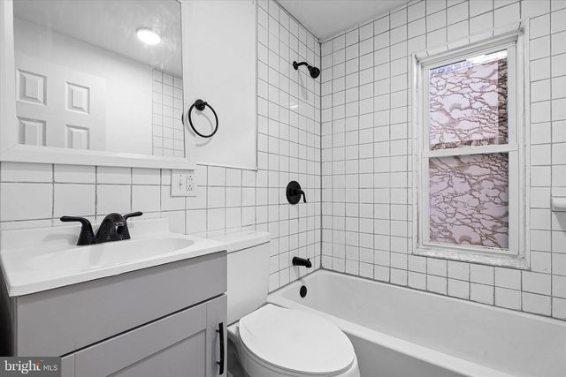 1301 LANCASTER AVE, Wilmington, DE 19805