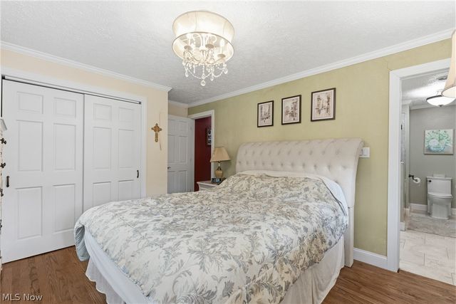 6987 White Oak Drive, Hubbard, OH 44425