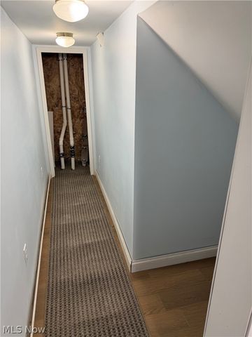 6987 White Oak Drive, Hubbard, OH 44425