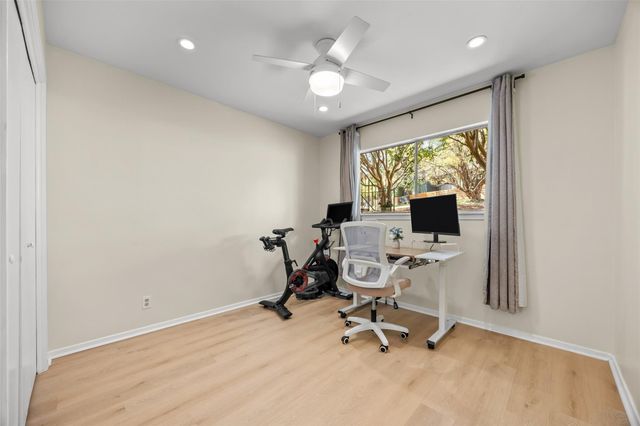 1304 Mariposa DR 132, Austin, TX 78704