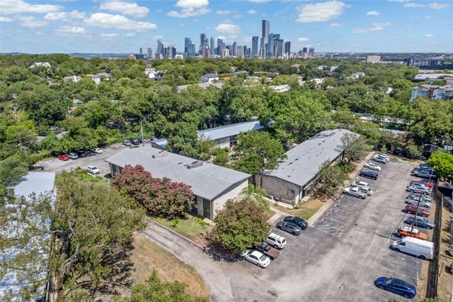 1304 Mariposa DR 132, Austin, TX 78704