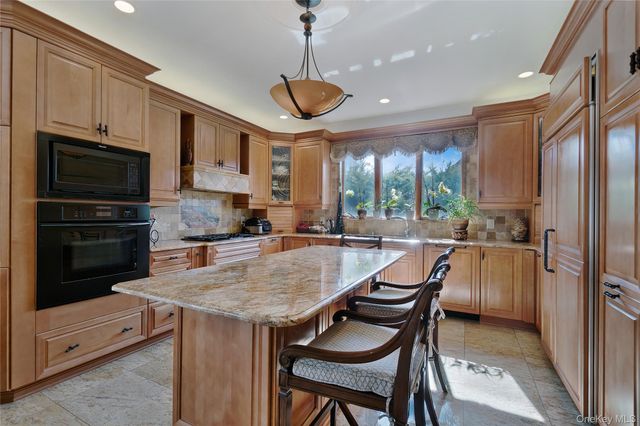 418 Beach 145th Street, Neponsit, NY 11694