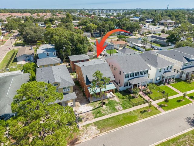 475 47TH AVENUE N, St Petersburg, FL 33703