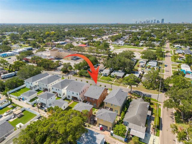 475 47TH AVENUE N, St Petersburg, FL 33703