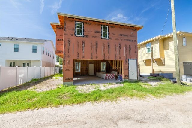 475 47TH AVENUE N, St Petersburg, FL 33703