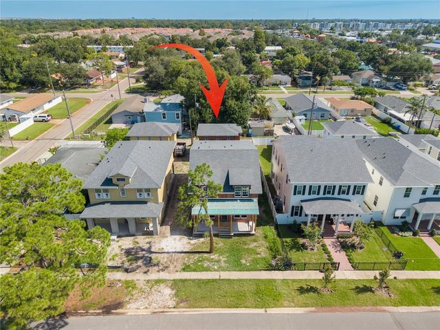 475 47TH AVENUE N, St Petersburg, FL 33703