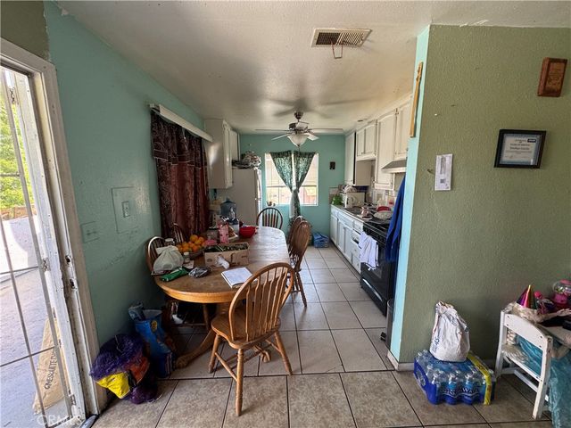 651 W Devonshire Avenue, Hemet, CA 92543