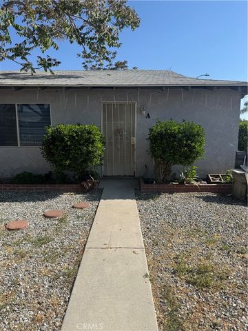 651 W Devonshire Avenue, Hemet, CA 92543