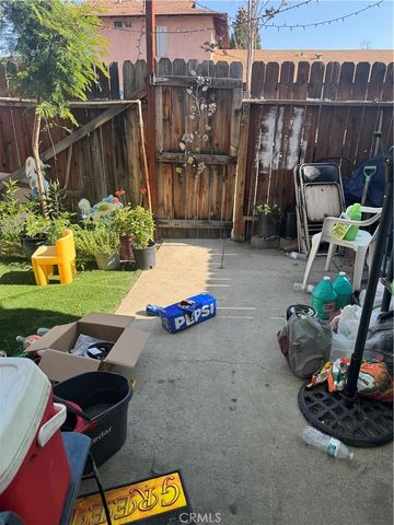 651 W Devonshire Avenue, Hemet, CA 92543