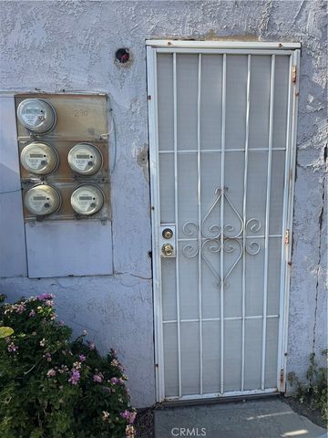 651 W Devonshire Avenue, Hemet, CA 92543