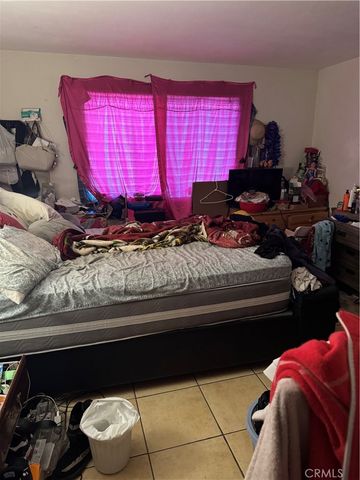 651 W Devonshire Avenue, Hemet, CA 92543