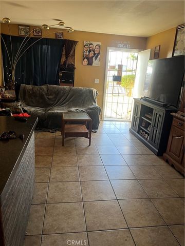 651 W Devonshire Avenue, Hemet, CA 92543