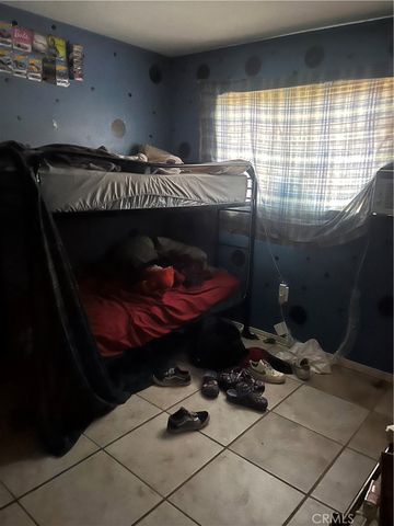 651 W Devonshire Avenue, Hemet, CA 92543