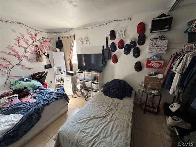 651 W Devonshire Avenue, Hemet, CA 92543