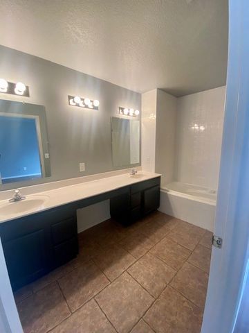 3225 Silverton Street, Springdale, AR 72764