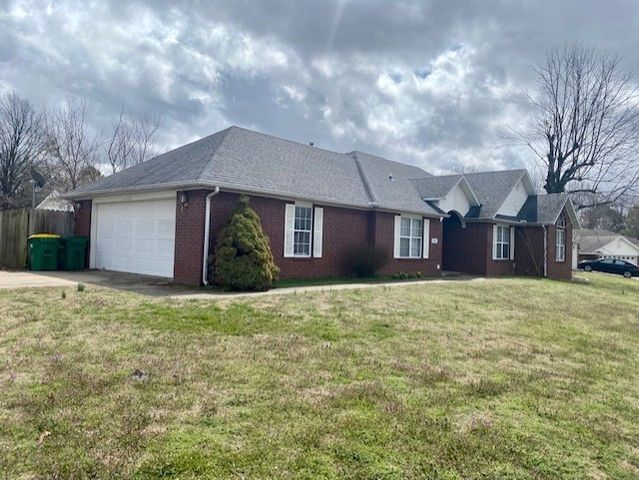 3225 Silverton Street, Springdale, AR 72764