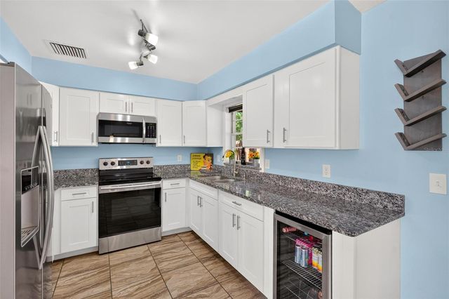 7723 DANU DRIVE, Orlando, FL 32822