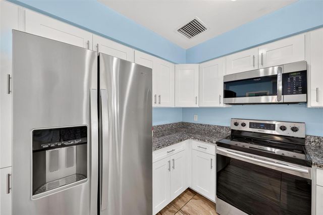 7723 DANU DRIVE, Orlando, FL 32822