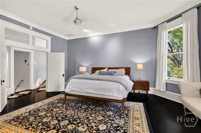 121 E 36th Street, Savannah, GA 31401