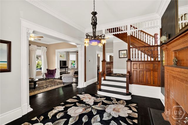121 E 36th Street, Savannah, GA 31401