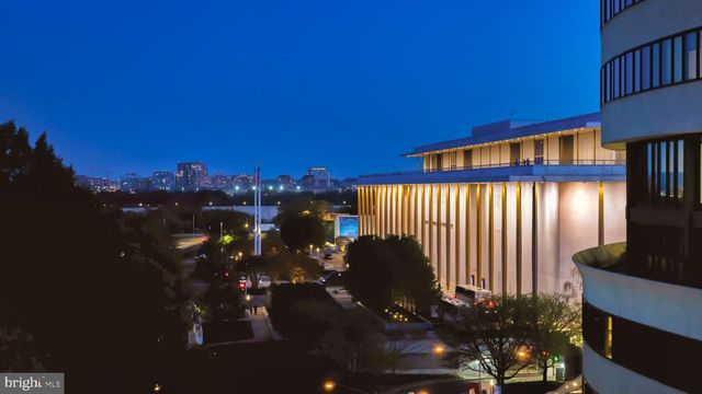 2500 VIRGINIA AVE NW #714-S, Washington, DC 20037