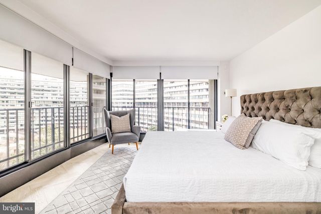 2500 VIRGINIA AVE NW #714-S, Washington, DC 20037