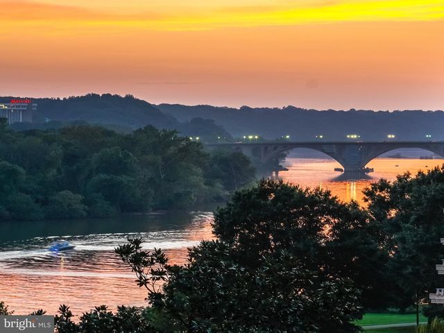 2500 VIRGINIA AVE NW #714-S, Washington, DC 20037