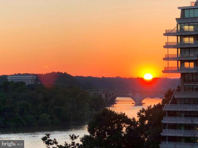 2500 VIRGINIA AVE NW #714-S, Washington, DC 20037