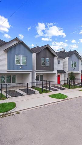 1517 Egypt Street, Houston, TX 77009