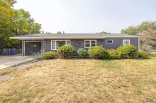 2611 OAK AVE, Rapid City, SD 57701