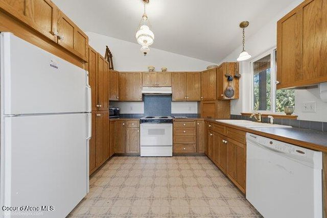407 Spyglass Hill Rd, Careywood, ID 83809