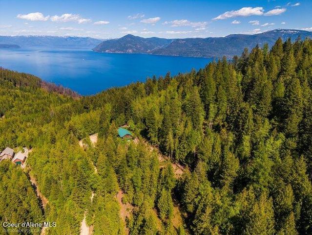 407 Spyglass Hill Rd, Careywood, ID 83809