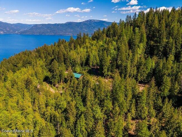 407 Spyglass Hill Rd, Careywood, ID 83809