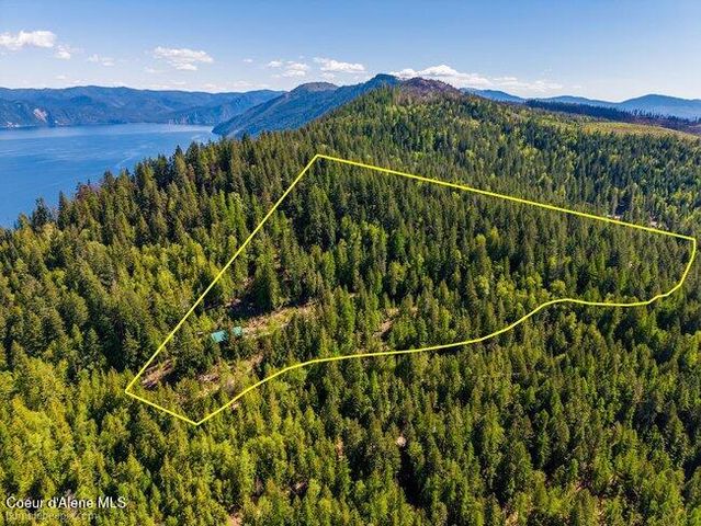 407 Spyglass Hill Rd, Careywood, ID 83809