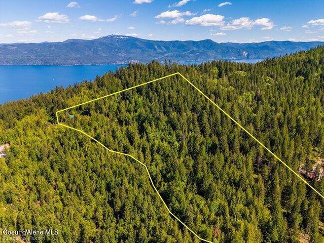 407 Spyglass Hill Rd, Careywood, ID 83809