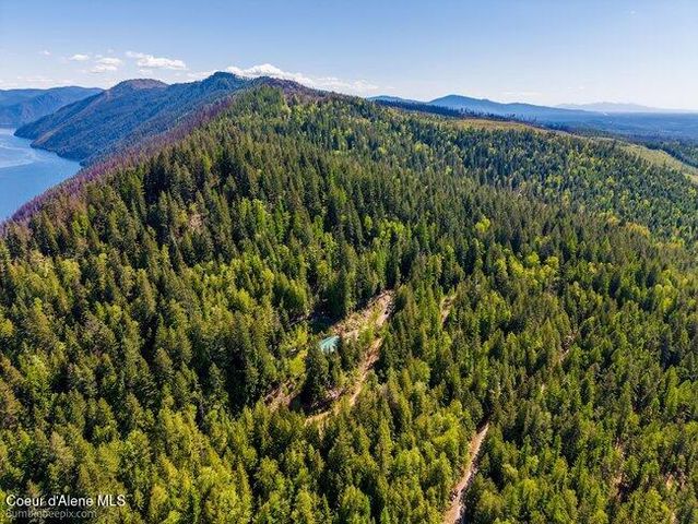 407 Spyglass Hill Rd, Careywood, ID 83809