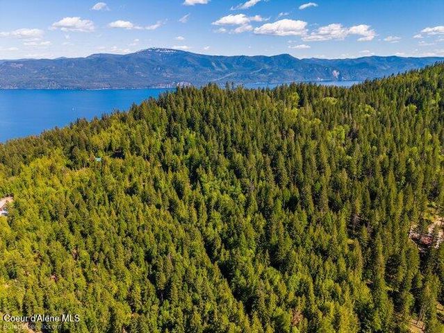 407 Spyglass Hill Rd, Careywood, ID 83809