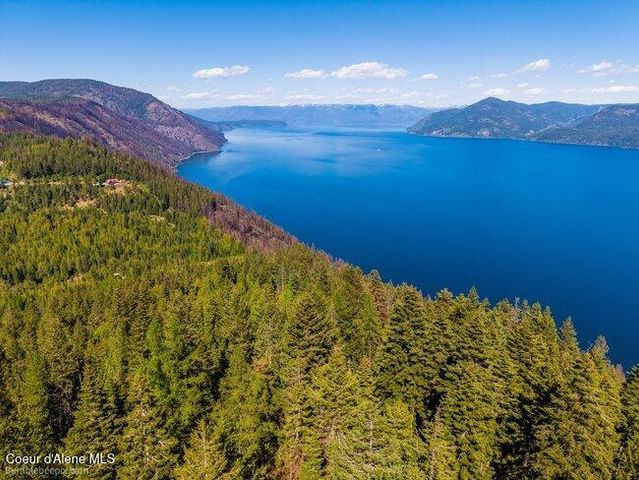 407 Spyglass Hill Rd, Careywood, ID 83809