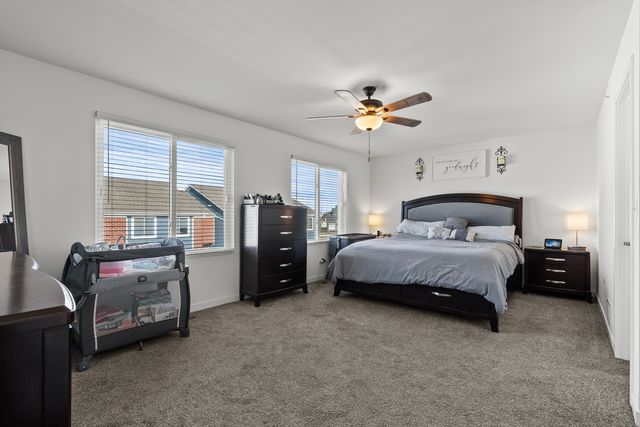 1016 Gillespie Lane, Yorkville, IL 60560